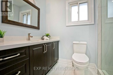 MAIN - 57 BELVEDERE CRESCENT Richmond Hill (Crosby) Ontario photo 22