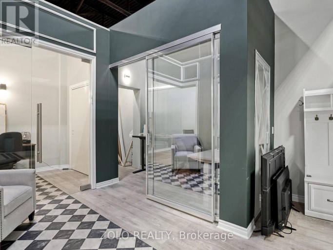 C (254) - 7250 KEELE STREET, Vaughan (Concord), Ontario, L4K1Z8
