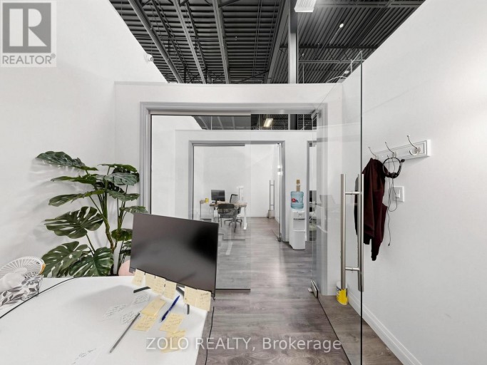 D (350) - 7250 KEELE STREET, Vaughan (Concord), Ontario, L4K1Z8
