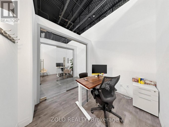 D (350) - 7250 KEELE STREET, Vaughan (Concord), Ontario, L4K1Z8