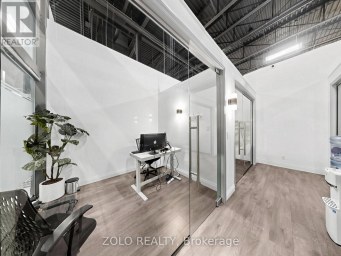 D (350) - 7250 KEELE STREET Vaughan (Concord) Ontario photo 4