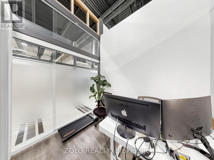 D (350) - 7250 KEELE STREET, Vaughan (Concord), Ontario, L4K1Z8