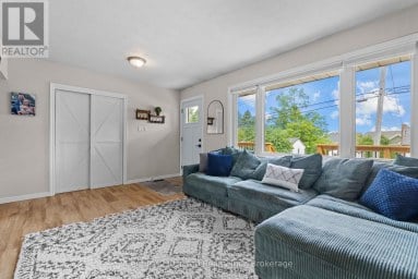107 STRICKLAND STREET Selwyn Ontario photo 4