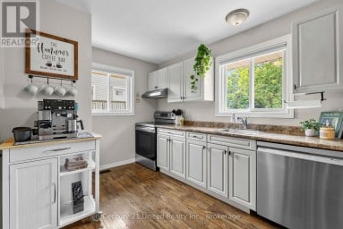 107 STRICKLAND STREET Selwyn Ontario photo 5
