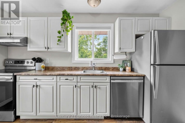 107 STRICKLAND STREET, Selwyn, Ontario, K0L2H0