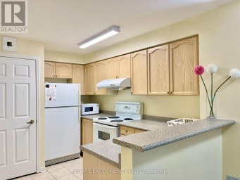 201 - 28 OLIVE AVENUE Toronto (Willowdale East) Ontario photo 7