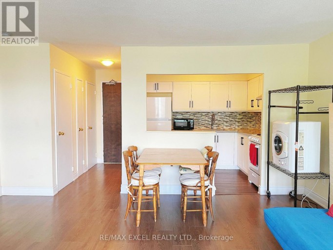 307 - 5949 YONGE STREET, Toronto (Newtonbrook East), Ontario, M2M3V8