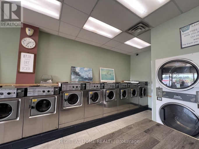 UNIT #6, BOX #7 - 80 HAMILTON STREET N, Hamilton (Waterdown), Ontario, L8B0G8