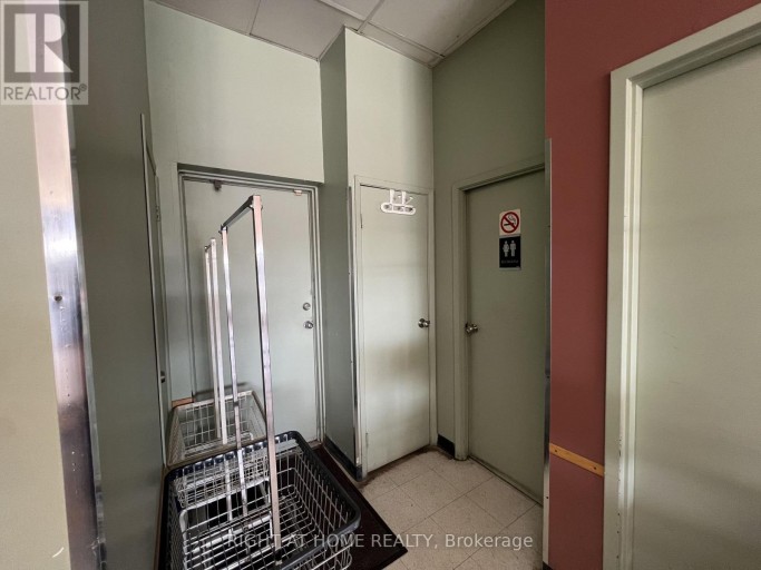 UNIT #6, BOX #7 - 80 HAMILTON STREET N, Hamilton (Waterdown), Ontario, L8B0G8
