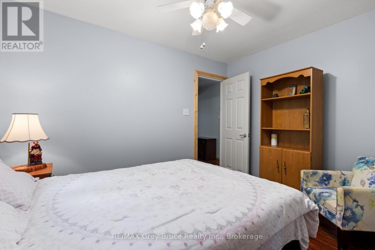 29 HOPE DRIVE, Northern Bruce Peninsula, Ontario, N0H1Z0