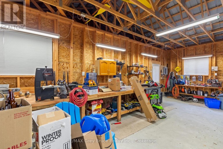 29 HOPE DRIVE, Northern Bruce Peninsula, Ontario, N0H1Z0