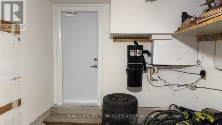 BASEMENT - 50 REGINALD CRESCENT, Markham (Markham Village), Ontario, L3P3T7