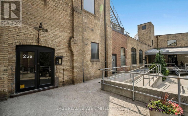 100ANNEX - 25 MORROW AVENUE, Toronto (Roncesvalles), Ontario, M6R2H9