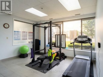 2978 ISLINGTON AVENUE Toronto (Humber Summit) Ontario photo 2