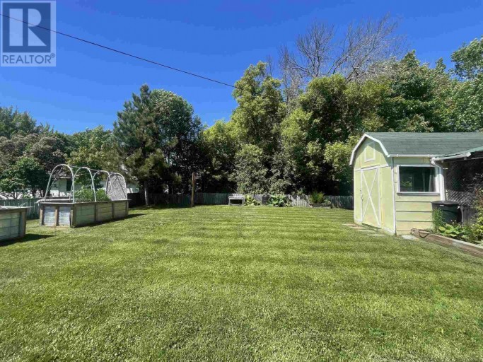40 Frances ST, Thessalon, Ontario, P0R1L0