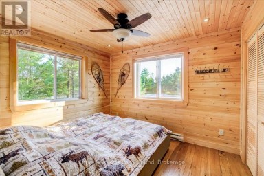 4 263 C (LANGHORN) ISLAND Carling Ontario photo 27