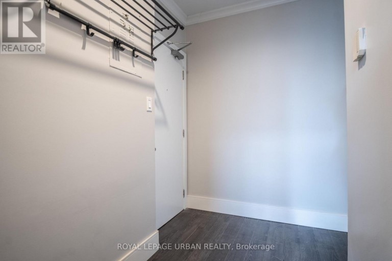 2 - 636 DANFORTH AVENUE, Toronto (North Riverdale), Ontario, M4K1R2