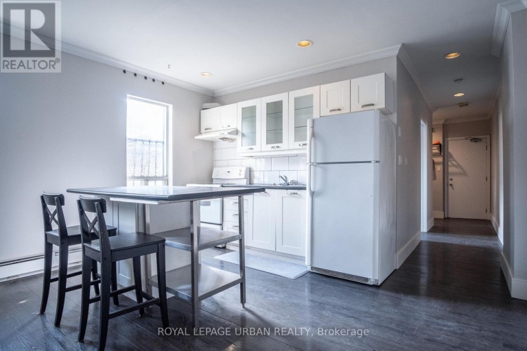2 - 636 DANFORTH AVENUE, Toronto (North Riverdale), Ontario, M4K1R2