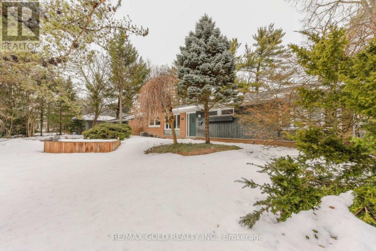 275 EASTCOURT ROAD, Oakville (FD Ford), Ontario, L6J4Y5