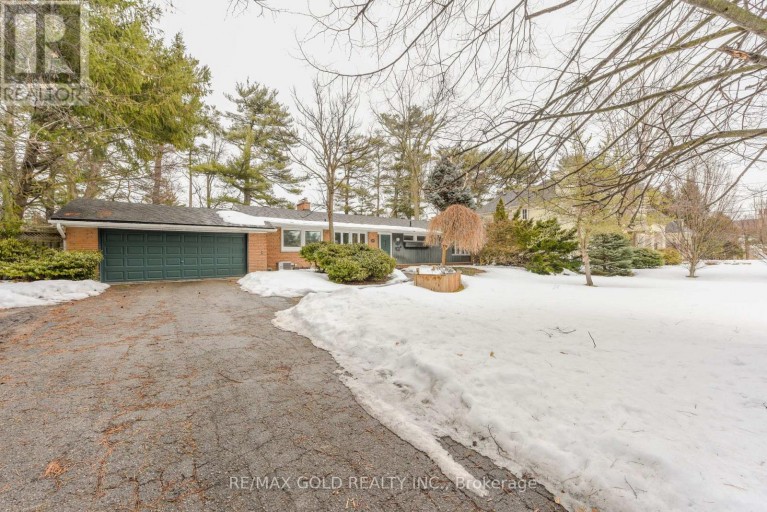 275 EASTCOURT ROAD, Oakville (FD Ford), Ontario, L6J4Y5