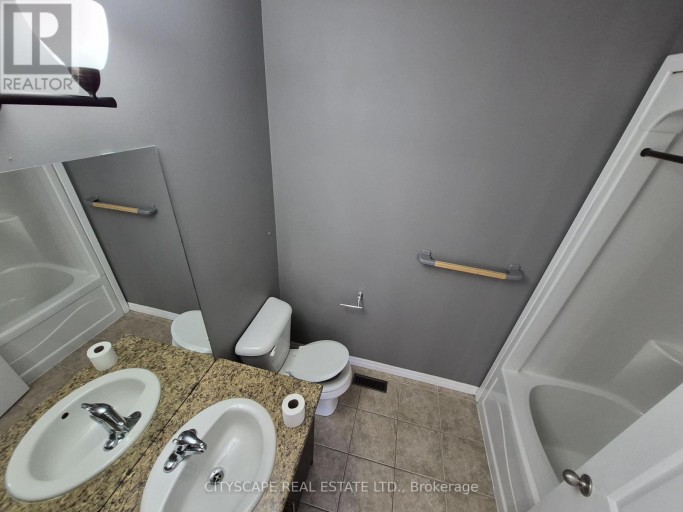 50 - 112 NORTH CENTRE ROAD, London North (North B), Ontario, N5X0G9