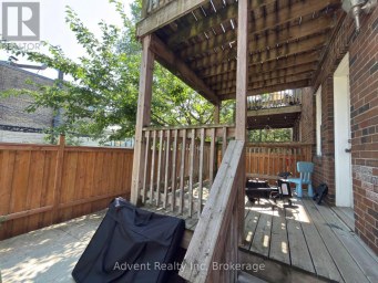 MAIN FLOOR - 63 BURNABY BOULEVARD Toronto (Lawrence Park South) Ontario photo 16