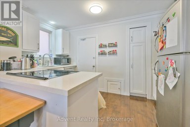 MAIN FLOOR - 63 BURNABY BOULEVARD Toronto (Lawrence Park South) Ontario photo 7