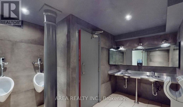 LOWER - 2472 YONGE STREET, Toronto (Yonge-Eglinton), Ontario, M4P2H5