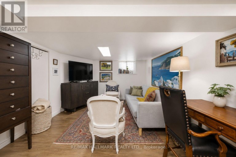 LOWER - 43 STANHOPE AVENUE, Toronto (Broadview North), Ontario, M4K3N4