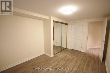 LOWER - 33 CARLUKE CRESCENT Toronto (St. Andrew-Windfields) Ontario photo 16