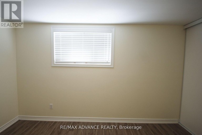 LOWER - 33 CARLUKE CRESCENT, Toronto (St. Andrew-Windfields), Ontario, M2L2H7