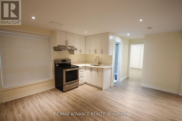 LOWER - 33 CARLUKE CRESCENT, Toronto (St. Andrew-Windfields), Ontario, M2L2H7
