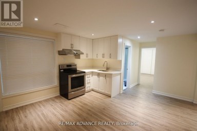 LOWER - 33 CARLUKE CRESCENT Toronto (St. Andrew-Windfields) Ontario photo 8