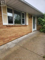 6 BRENHAM CRESCENT Toronto (Newtonbrook East) Ontario photo 3