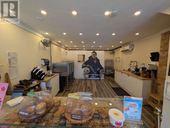 MAIN - 1332 QUEEN STREET W Toronto (South Parkdale) Ontario photo 3