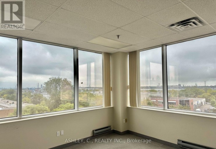 400C - 918 DUNDAS STREET E, Mississauga (Dixie), Ontario, L4Y4H9