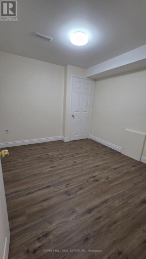 957 SONOMA COURT, Mississauga (East Credit), Ontario, L5V2P4