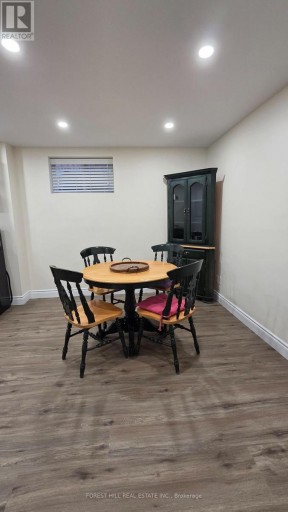 957 SONOMA COURT, Mississauga (East Credit), Ontario, L5V2P4
