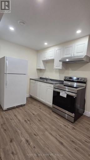 957 SONOMA COURT, Mississauga (East Credit), Ontario, L5V2P4