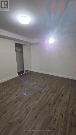 957 SONOMA COURT, Mississauga (East Credit), Ontario, L5V2P4