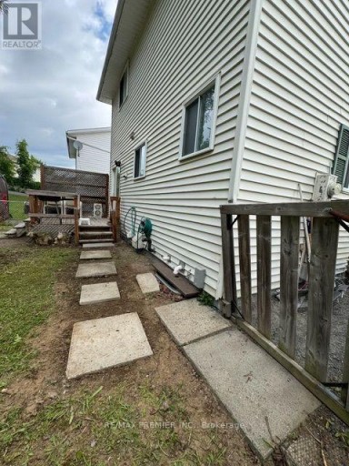 26 HERGOTT AVENUE, Elliot Lake (West), Ontario, P5A3A8