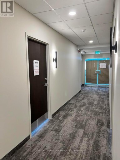 211 - 35 SUNDAY DRIVE, Aurora (Bayview Southeast), Ontario, L4G4B7