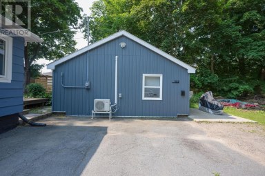 118 Belcher Street Kentville Nova Scotia photo 31