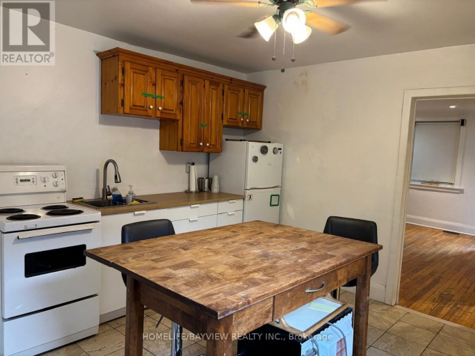 326 RHODES AVENUE E, Toronto (Greenwood-Coxwell), Ontario, M4L3A3