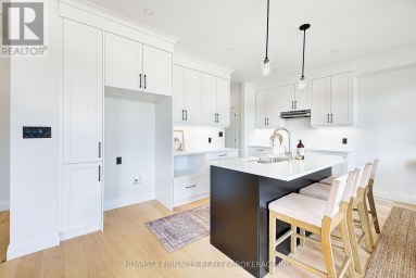 10 WOODMERE PATH Middlesex Centre (Ilderton) Ontario photo 10