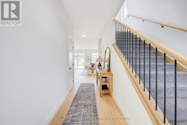 10 WOODMERE PATH Middlesex Centre (Ilderton) Ontario photo 2