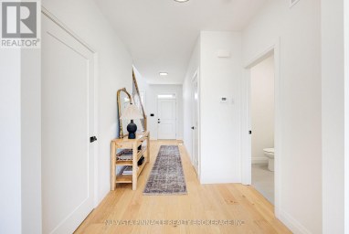 10 WOODMERE PATH Middlesex Centre (Ilderton) Ontario photo 3