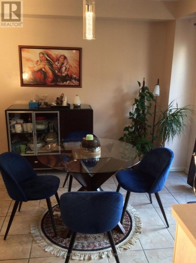30 CONDOTTI DRIVE, Vaughan (West Woodbridge), Ontario, L4H2C8
