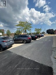 64 BAKERSFIELD STREET Toronto (York University Heights) Ontario photo 2