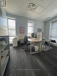 64 BAKERSFIELD STREET Toronto (York University Heights) Ontario photo 7